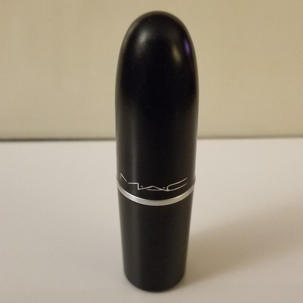 MAC Cremesheen lipstick - Sweet Sakura